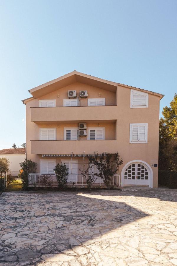 Apartament Porta *